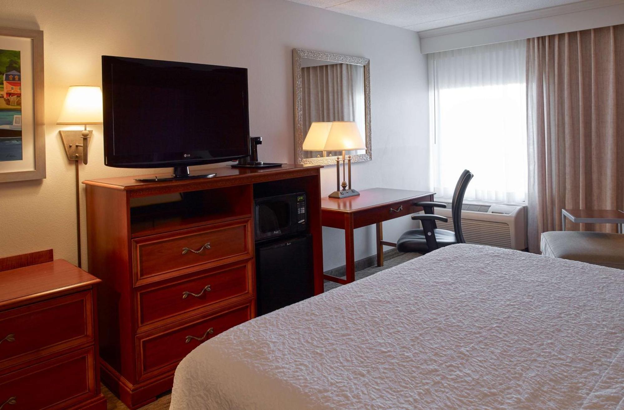 Hampton Inn Portland-Airport South Portland Dış mekan fotoğraf